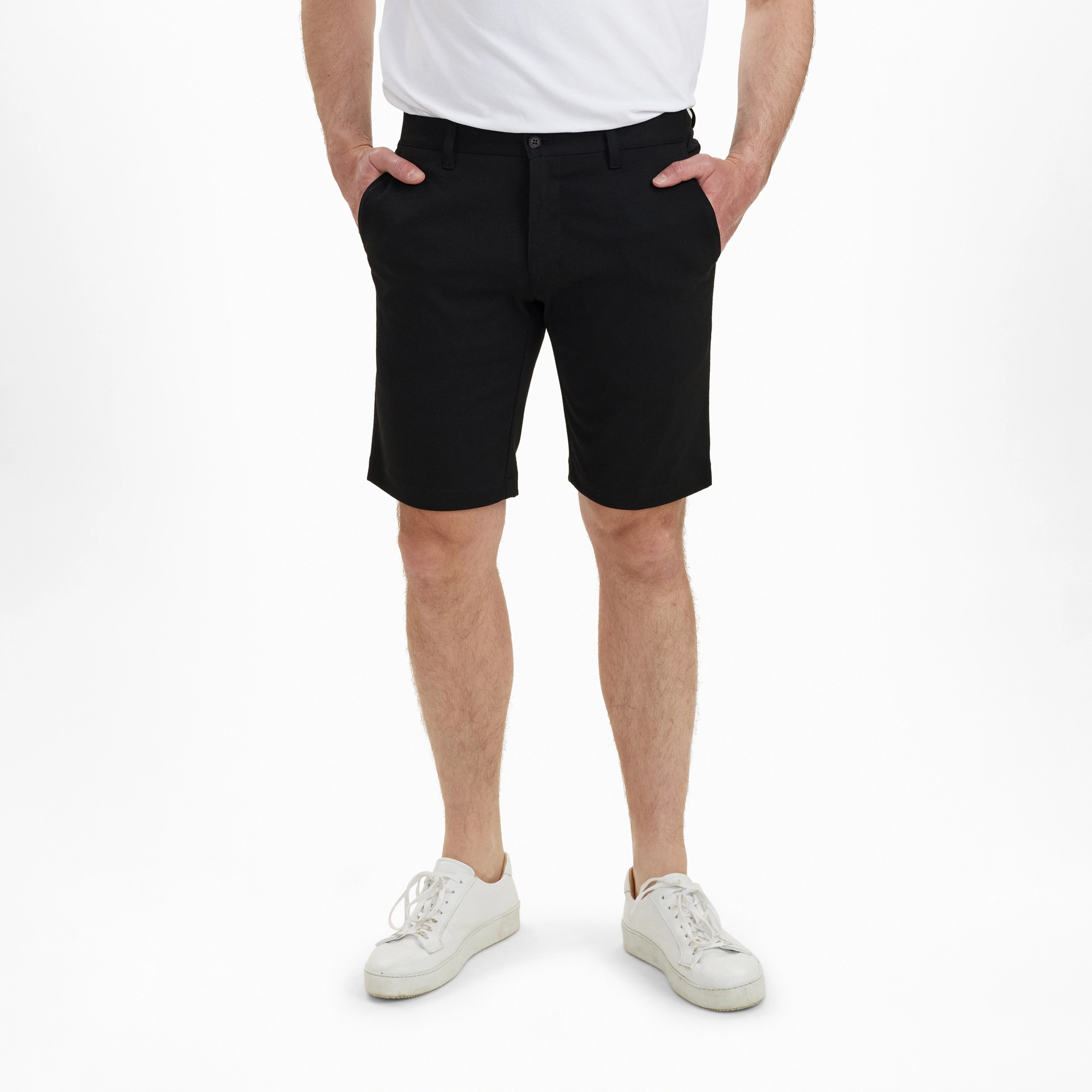 Extreme Flexibility Shorts in Slim Fit