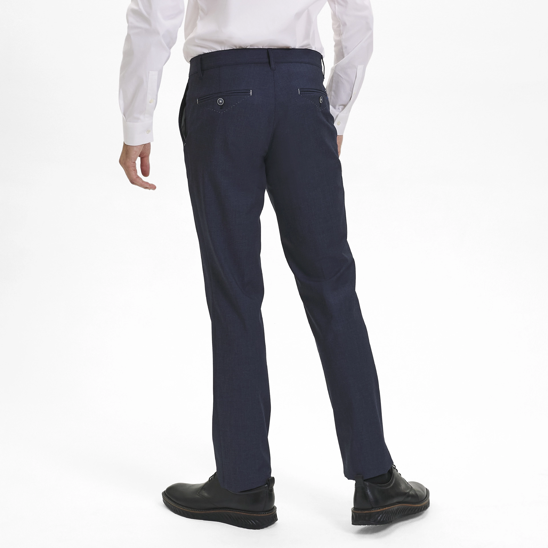 Extreme Flexibility Chino in Modern Fit